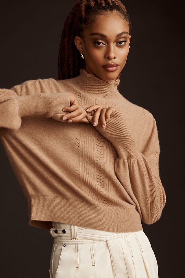 

Кашемировый свитер с рюшами от Anthropologie, мед