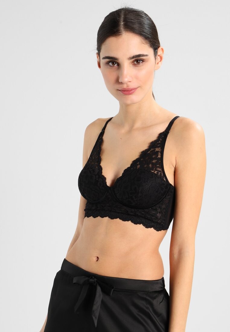 

Бюстгальтер с треугольными чашечками Maidenform, черный