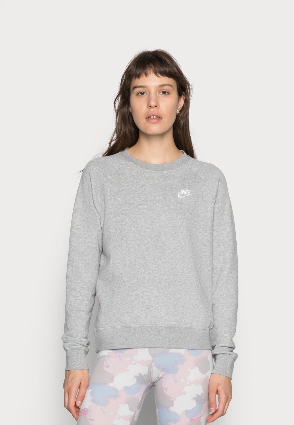 

Толстовка Nike