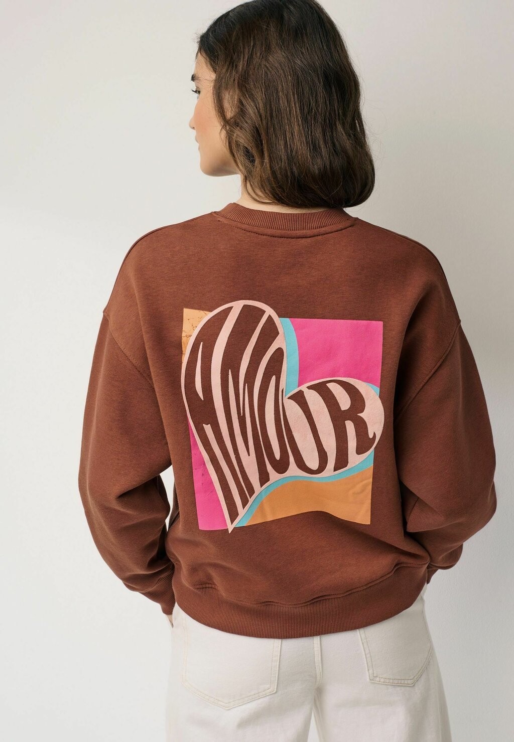 

Толстовка Amour Heart Graphic Next, коричневый