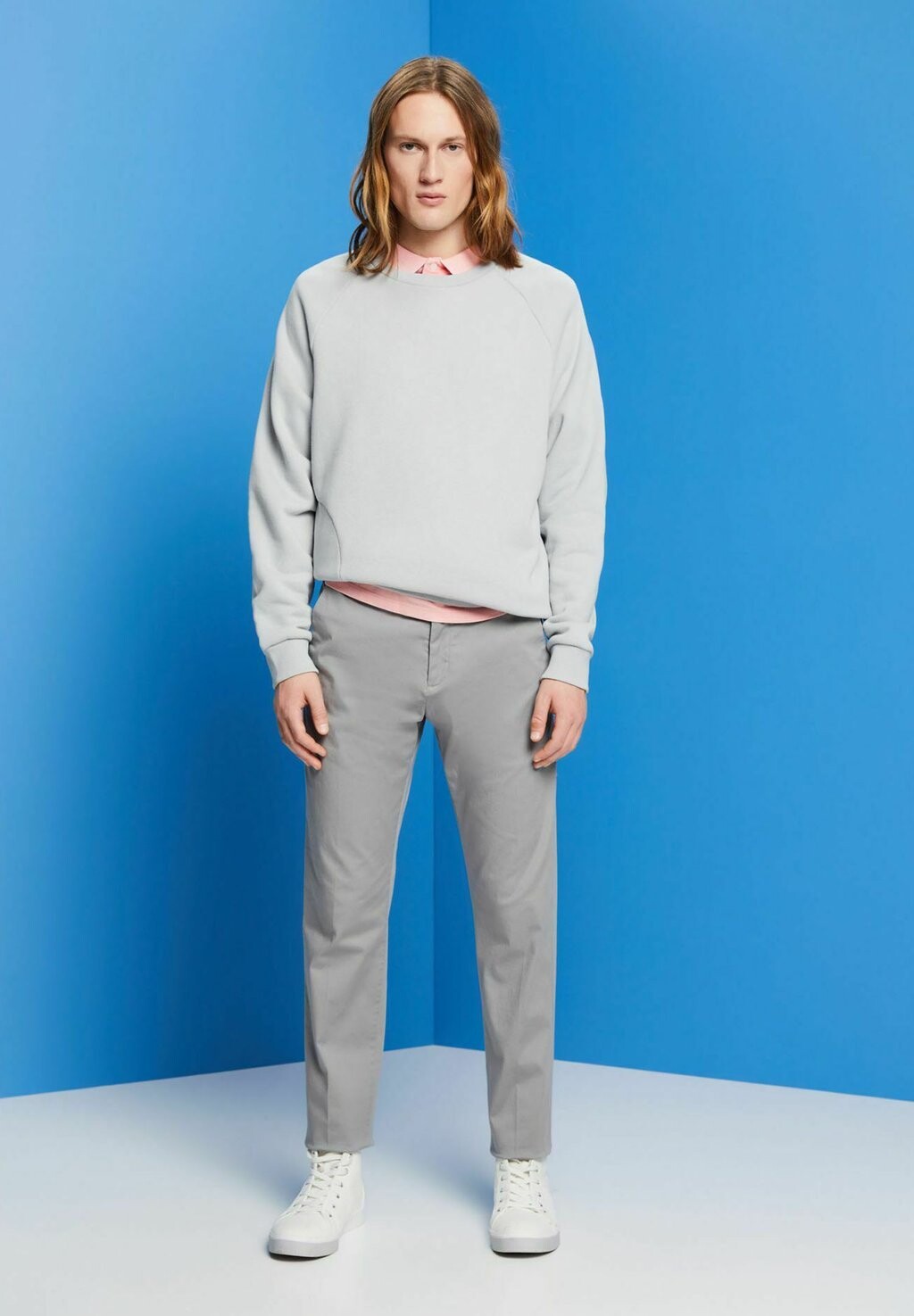 

Чиносы Stretch Esprit, цвет medium grey