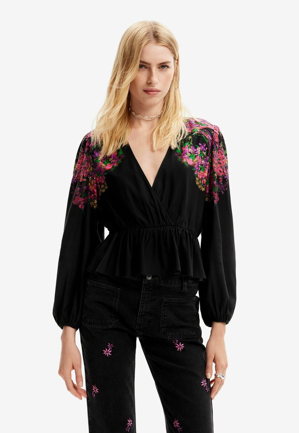 

Блузка Desigual с цветочным принтом, черный