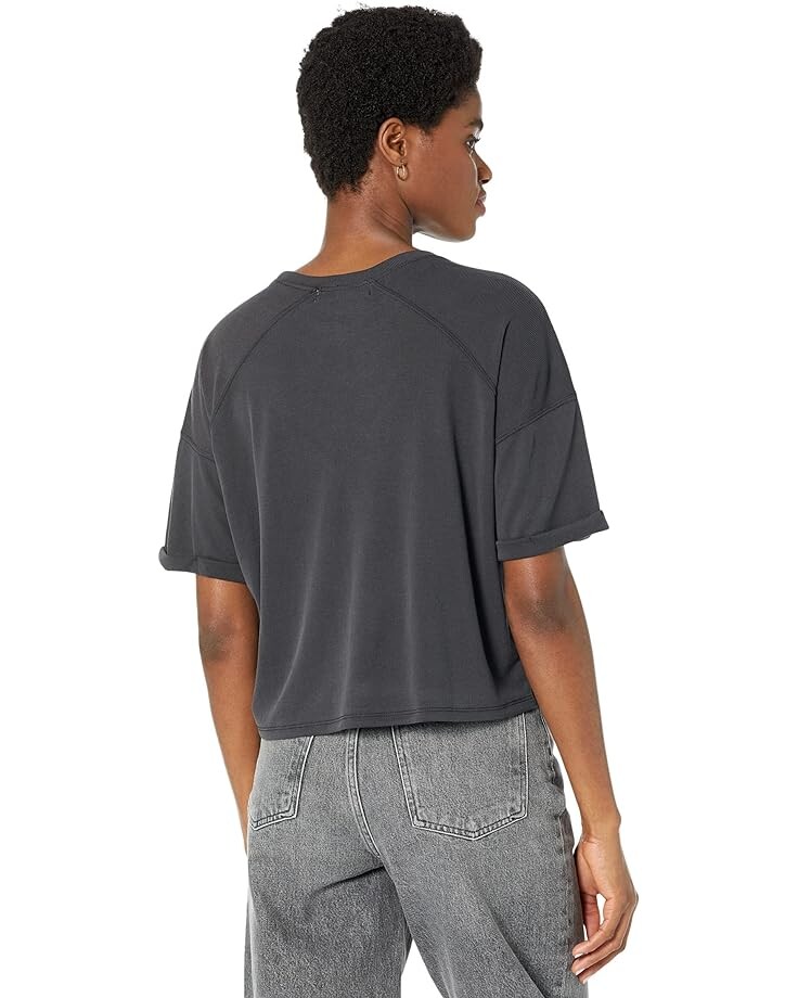 

Футболка Saltwater Luxe Micro Rib Ultra Soft Crew Neck Tee, черный