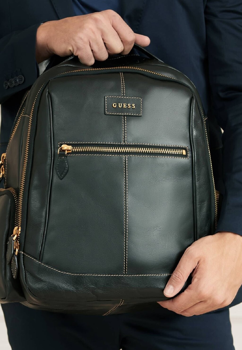 

Рюкзак LARIO Guess, цвет schwarz