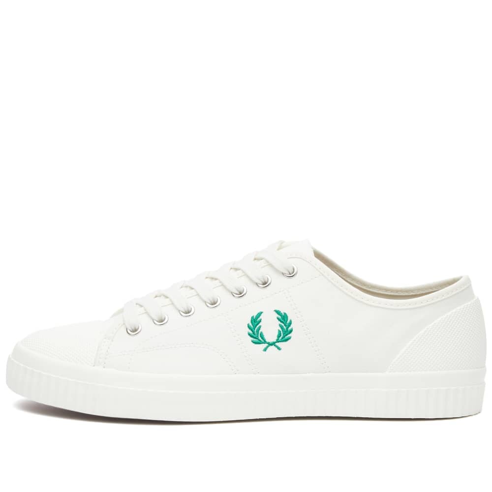 

Низкие парусиновые кроссовки Fred Perry Hughes