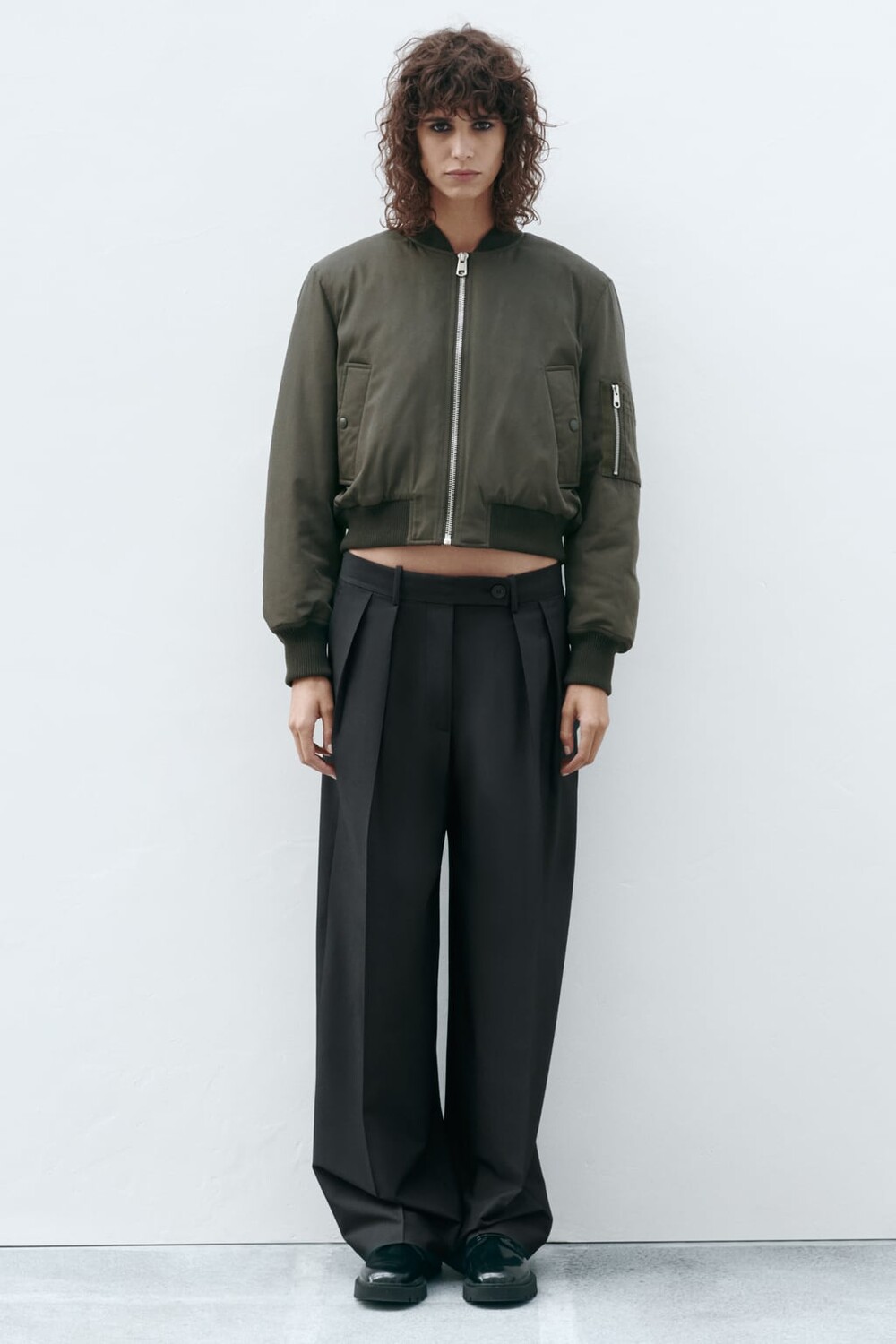 

Короткий бомбер Zw Collection ZARA, хаки