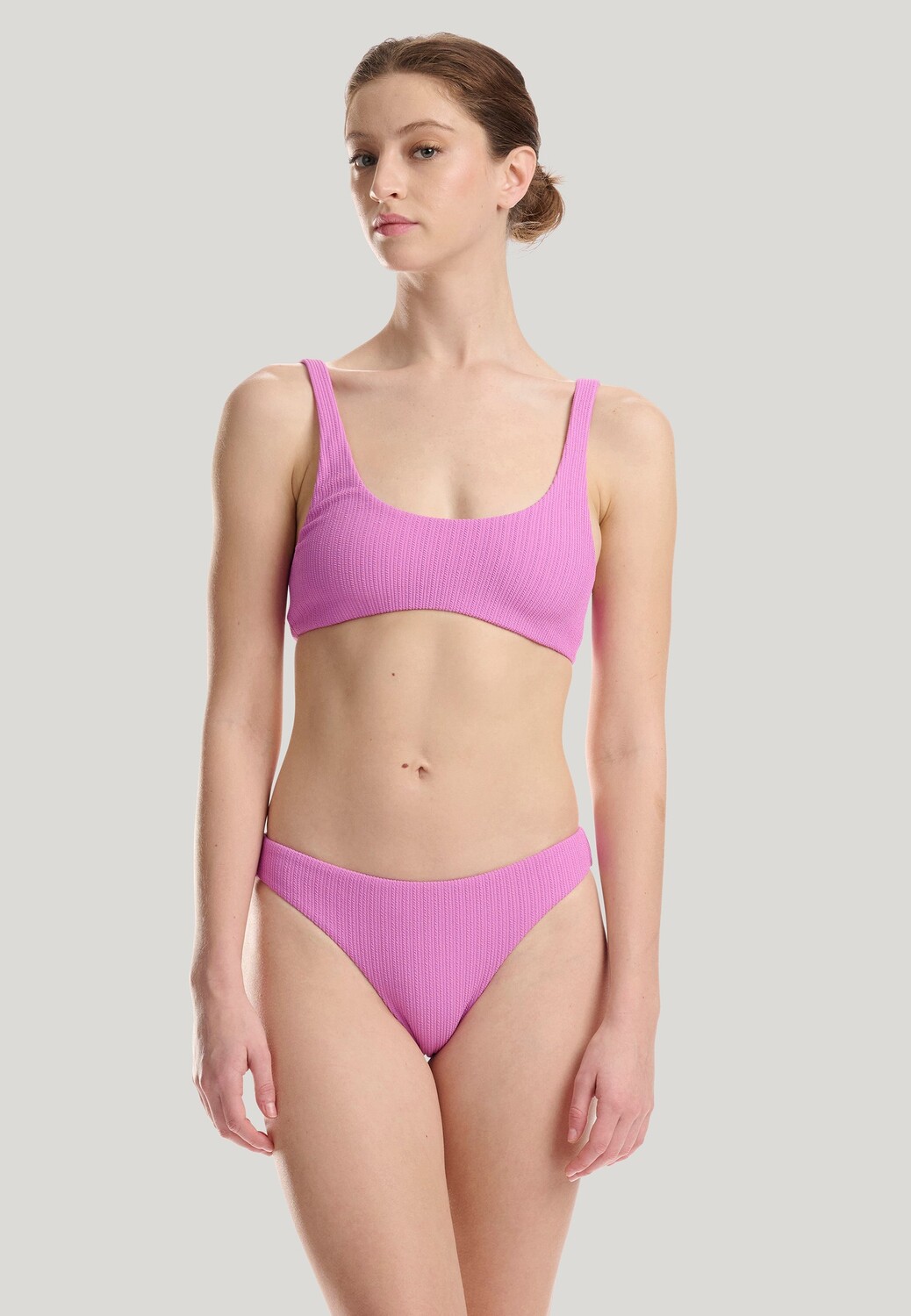 

Ультратекстурированный верх бикини Wolford, цвет orchid