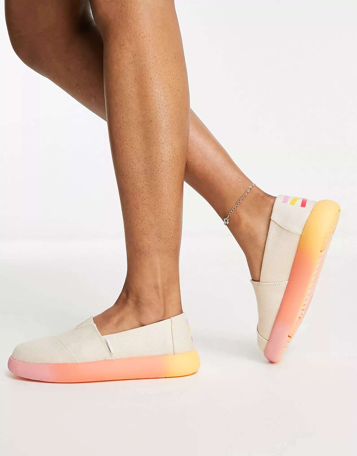 

Кроссовки Toms alpargata mallow натурального цвета с омбре на подошве