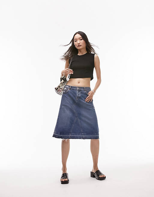 

Черная укороченная майка в рубчик Topshop
