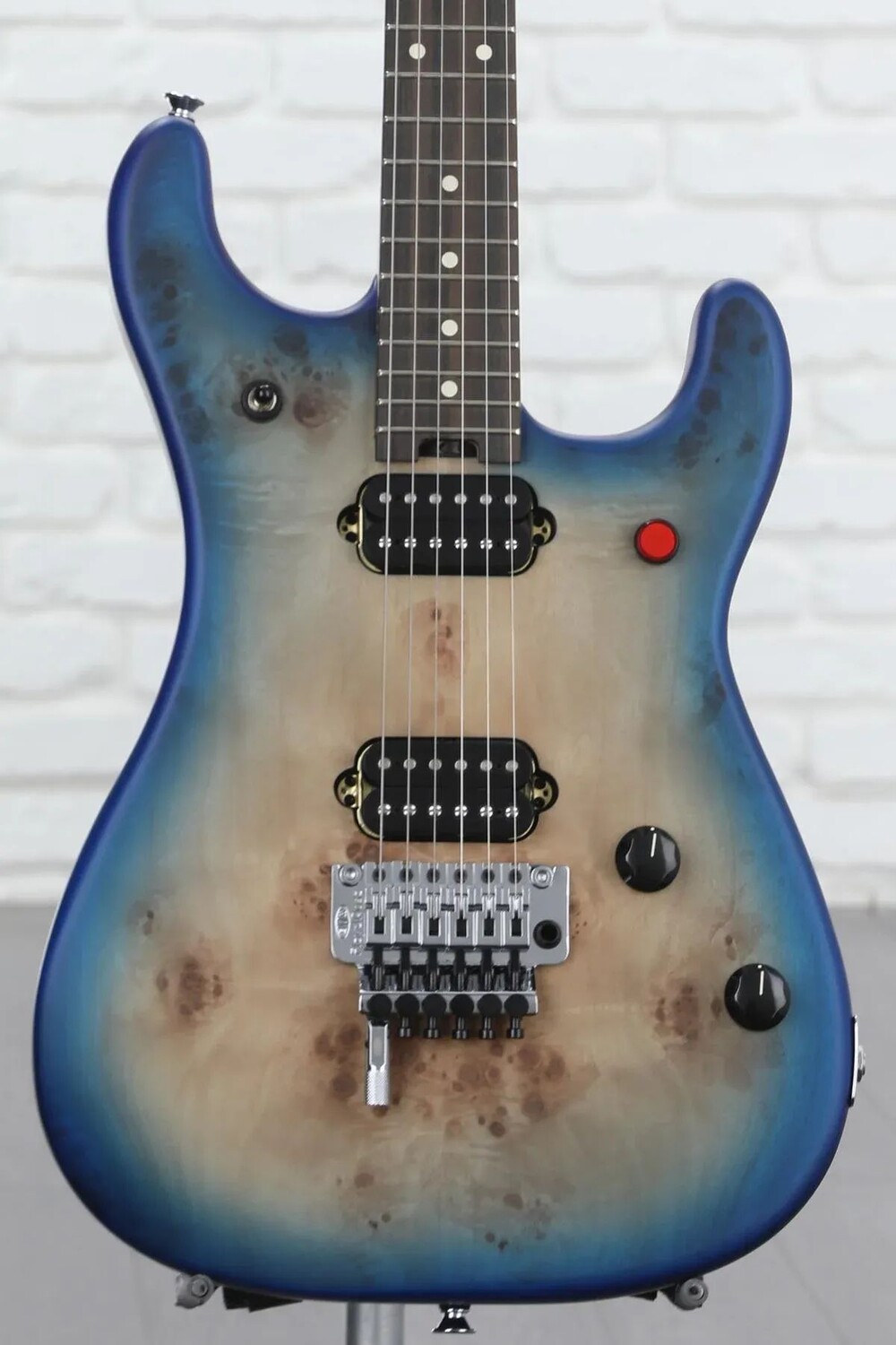 

Электрогитара Deluxe Poplar Burl серии EVH 5150 — Aqua Burst