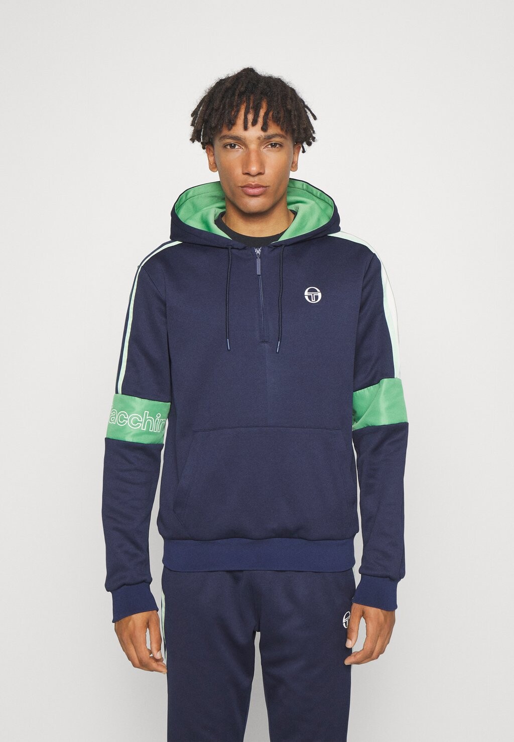 

Худи Sergio Tacchini, Серый