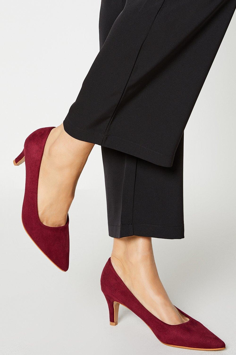 

Туфли-лодочки Dora на каблуке Dorothy Perkins, красный