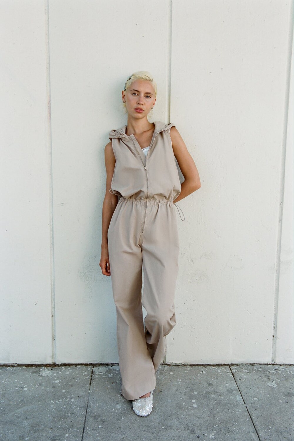 

Технический комбинезон ZARA, песочный