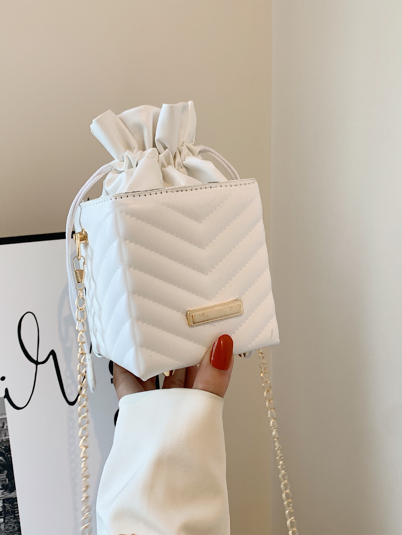 Водонепроницаемая Легкая деловая повседневная мини-сумка-ведро с шевронным шнурком для девочек-подростков, белый сумка ведро повседневная экокожа бежевый