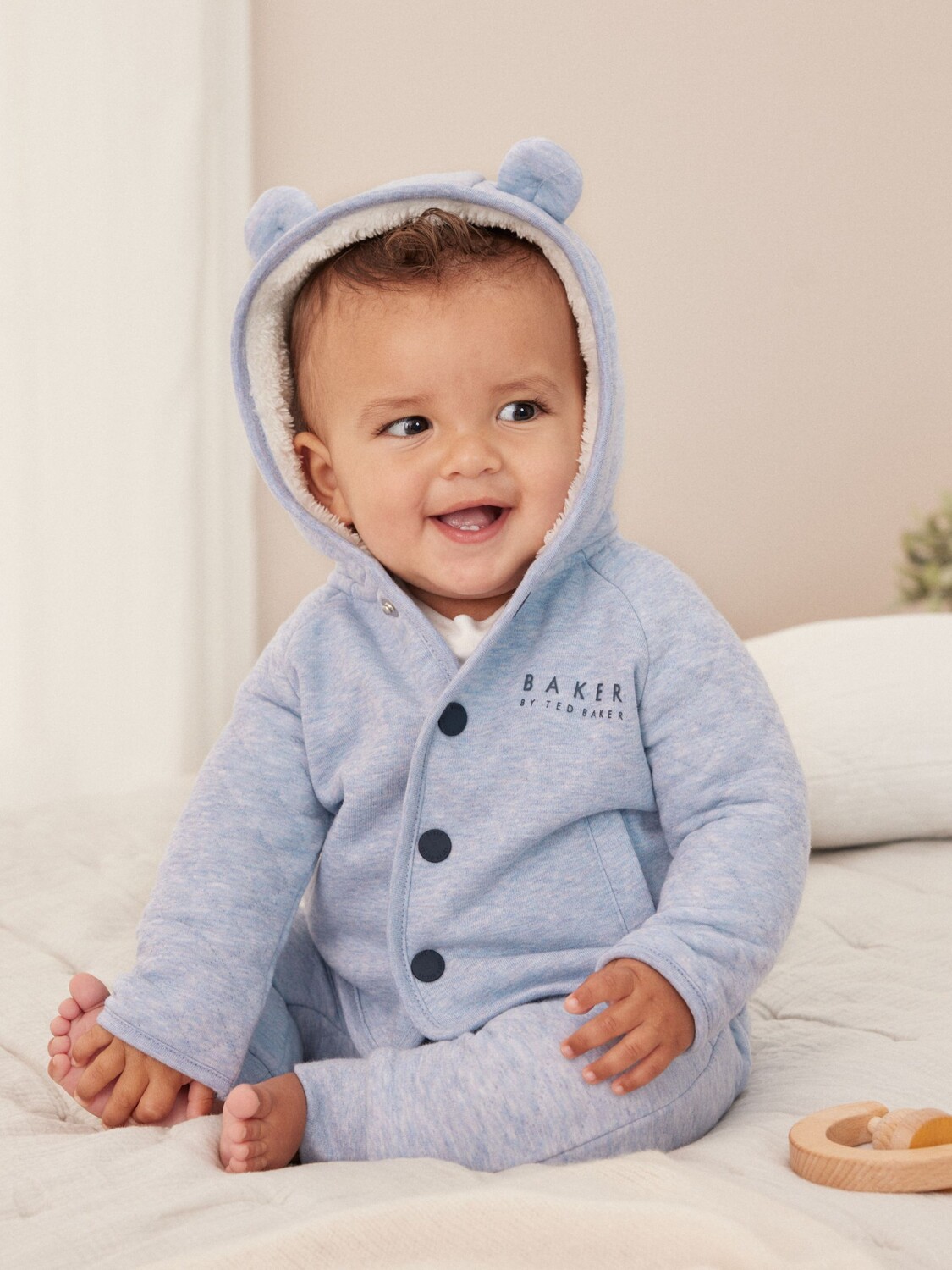 

Стеганая куртка с капюшоном и логотипом Baby Ted Baker, синий