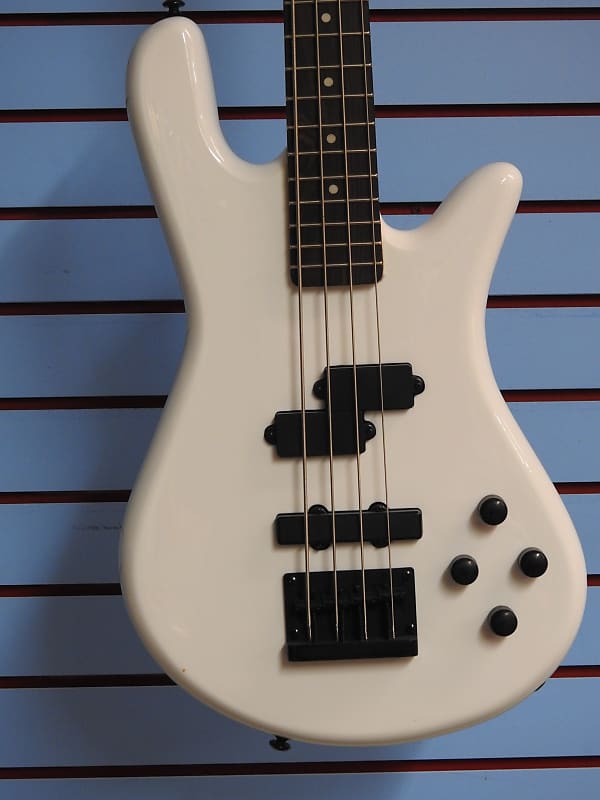 Басс гитара Spector Performer 4 - White цена и фото