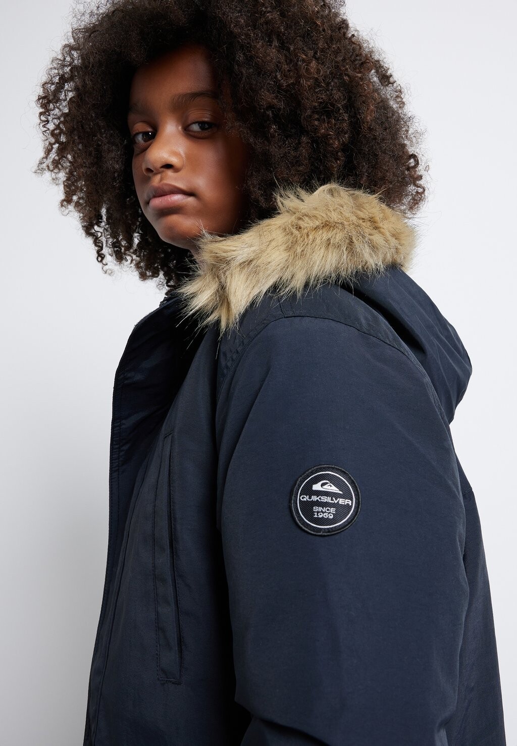 

Зимнее пальто GUM HEAVY Quiksilver, цвет black