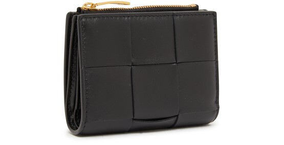 

Кошелек кассетный на молнии и с двумя клапанами. Bottega Veneta