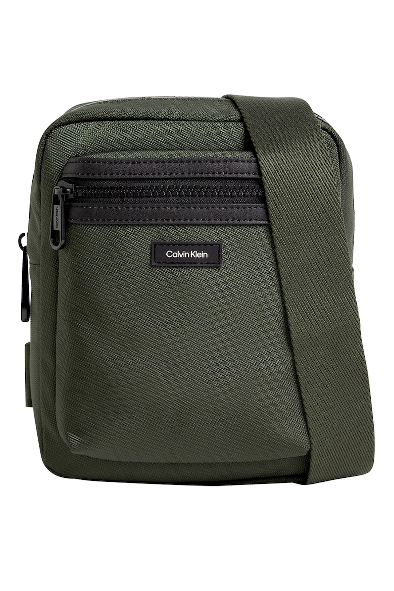 Сумка с регулируемым ремнем Calvin Klein, зеленый рюкзак tech camera с регулируемым плечевым ремнем calvin klein черный