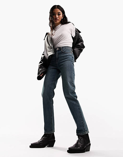 

Голубые узкие джинсы Mom ASOS DESIGN