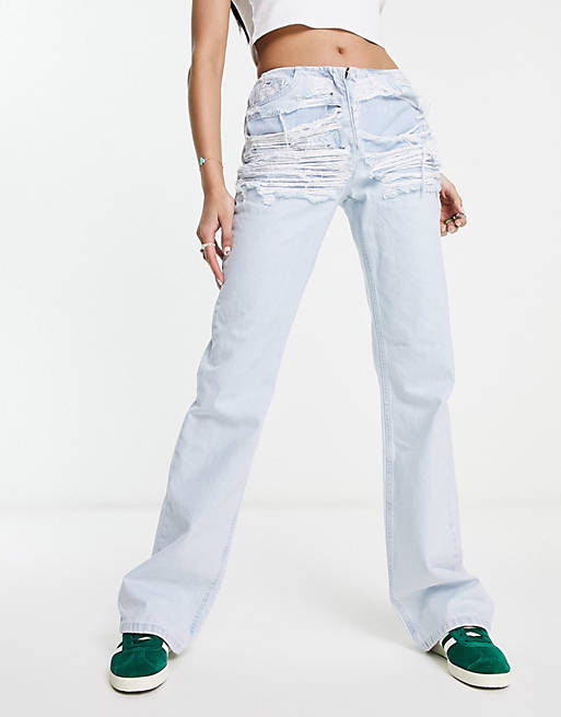 Голубые джинсы-клеш COLLUSION x008 с потертым поясом Y2K цена и фото