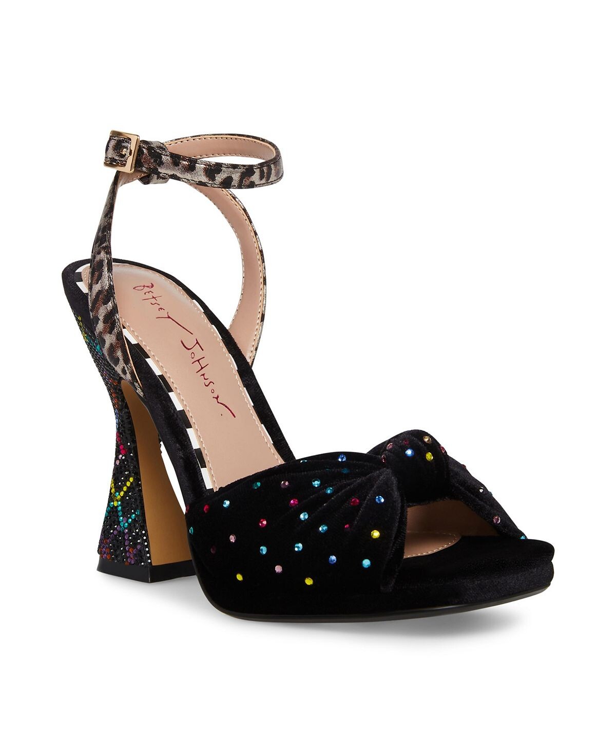 

Женские туфли-лодочки Alianna Betsey Johnson