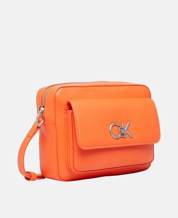 

Сумка-мессенджер Calvin Klein, красный
