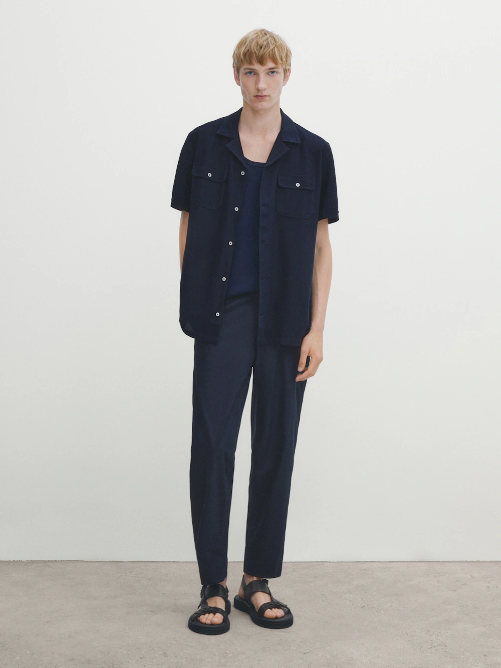 

Рубашка из микро-саржи с коротким рукавом с карманами Massimo Dutti, синий