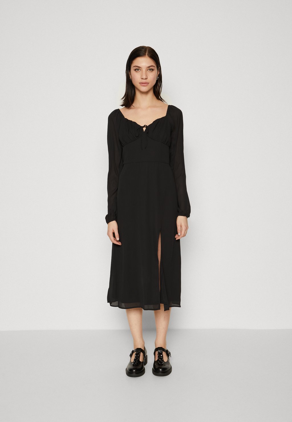 

Повседневное платье 90'S COLUMN SKIRT MIDI DRESS Hollister Co., цвет SOLID BLACK