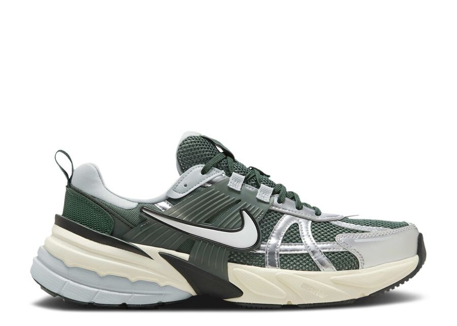

Кроссовки Nike V2K Run, цвет Vintage Green