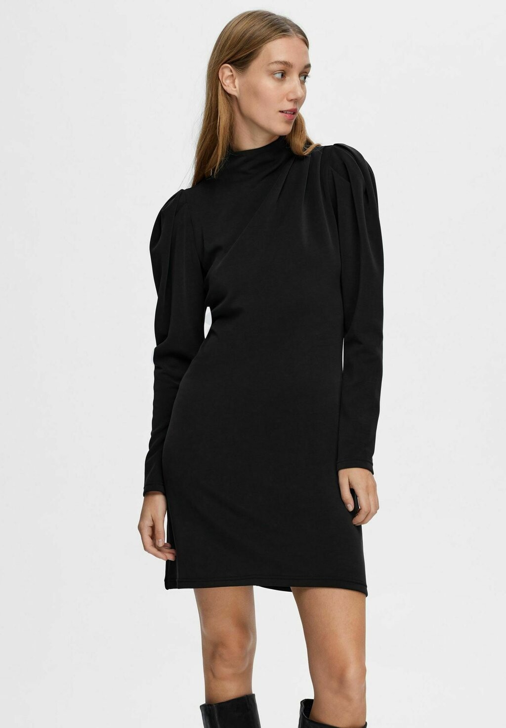

Повседневное платье MINI LANGÄRMELIGES Selected Femme, цвет black
