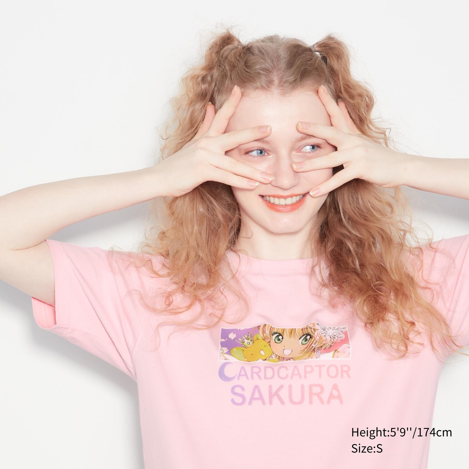 

Футболка с рисунком The World of Clamp UT Uniqlo, розовый