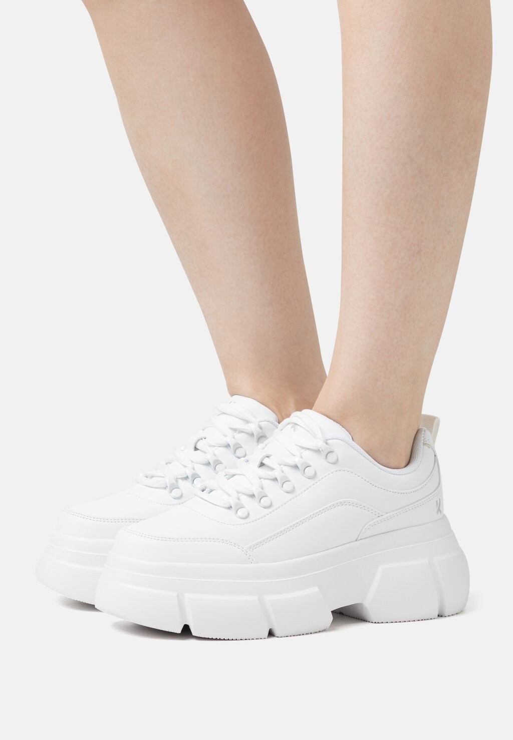 

Кроссовки Koi Footwear, белый