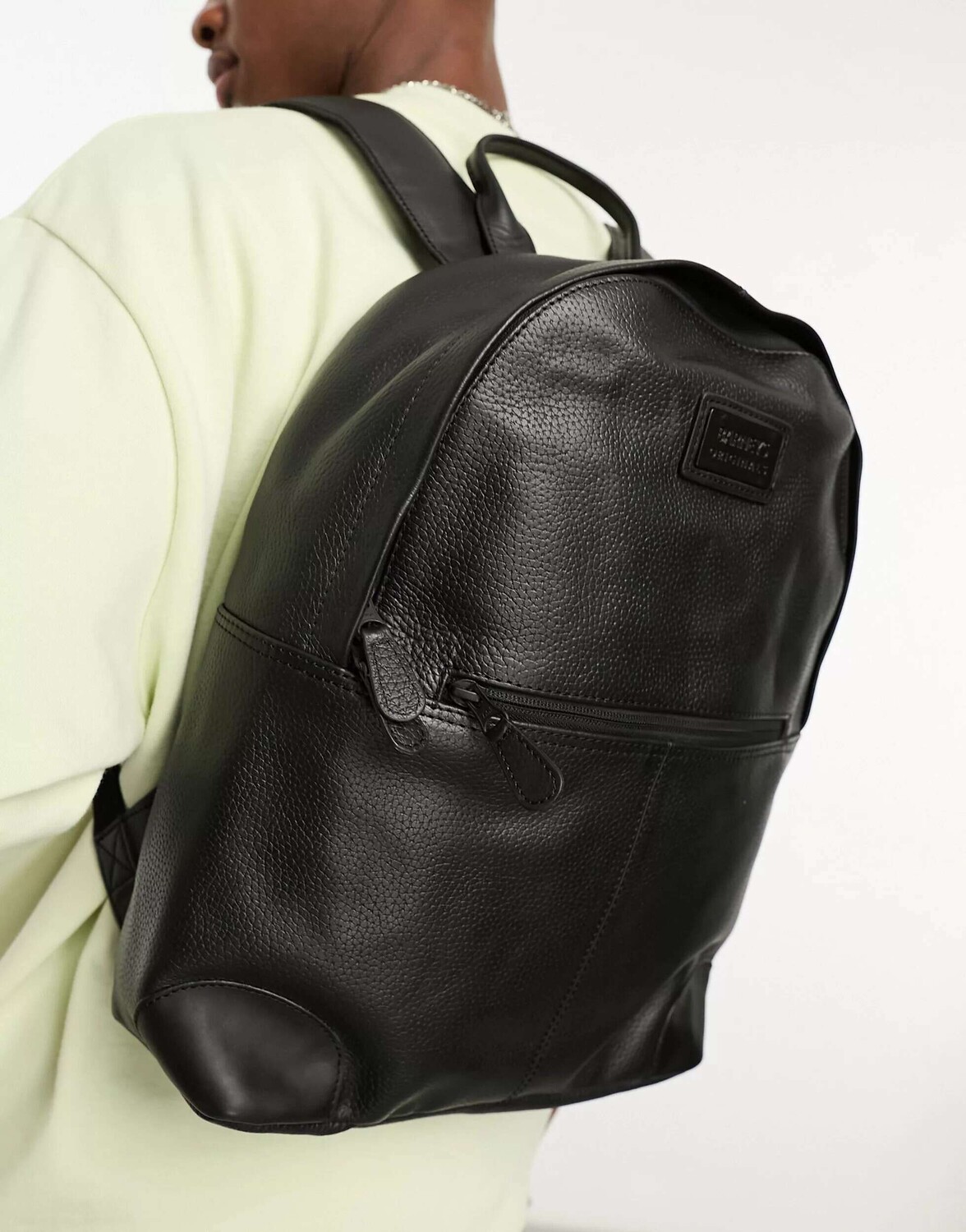 

Черный кожаный рюкзак Barneys Originals