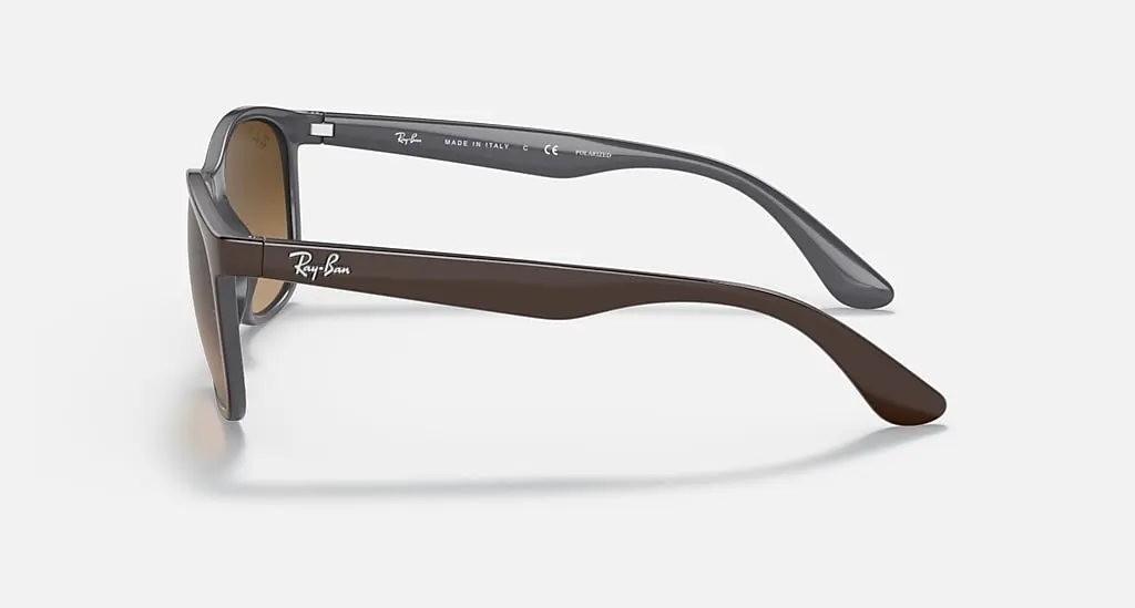

Солнцезащитные очки Ray-Ban RB4374, коричневый