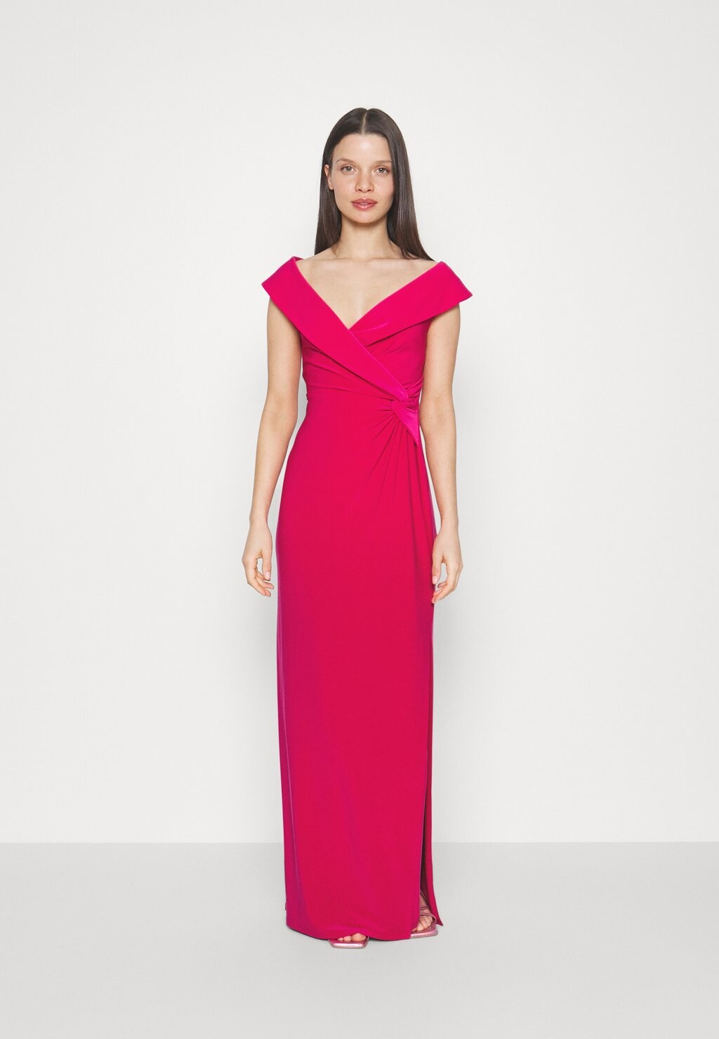 

Платье Ralph Lauren