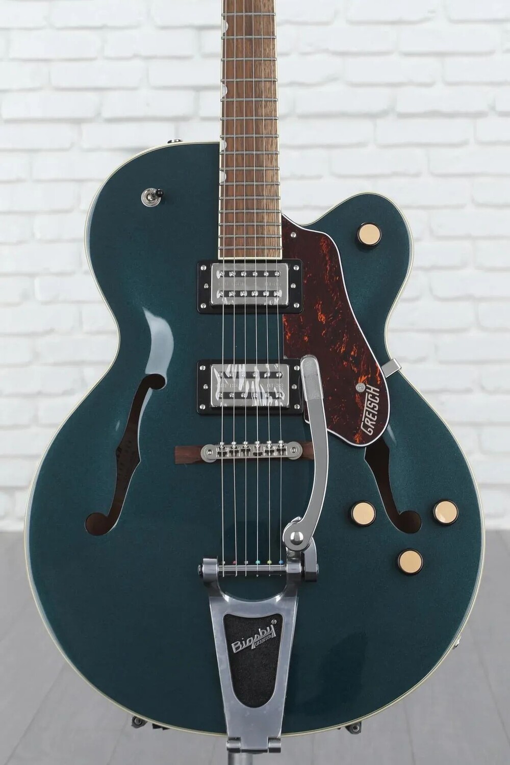 

Новая электрогитара Gretsch G2420T Streamliner Hollowbody с корпусом Bigsby — Midnight Sapphire