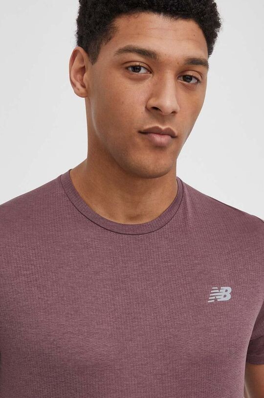 

Тренировочная футболка New Balance, фиолетовый