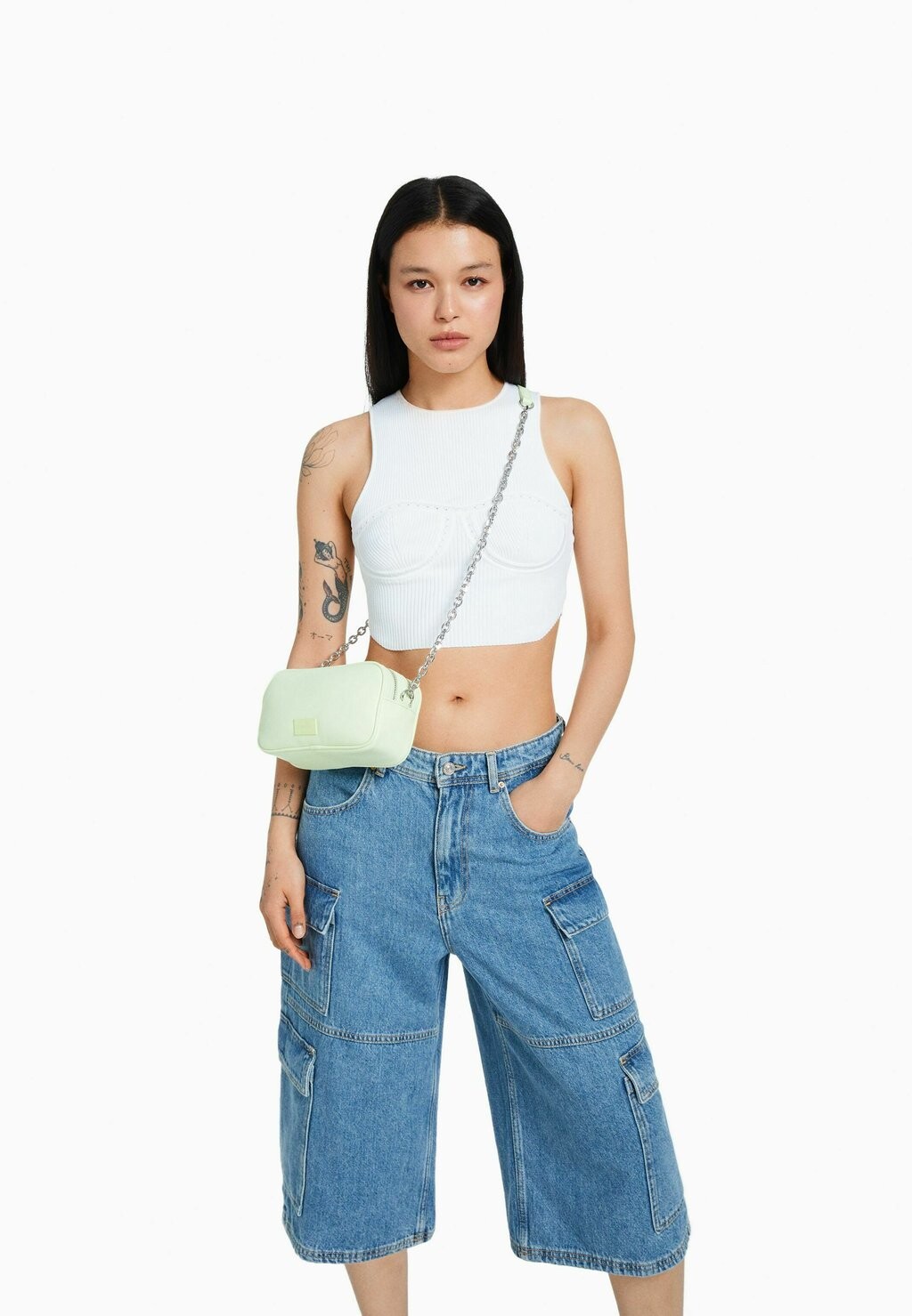 

Сумка через плечо Bershka, зеленый