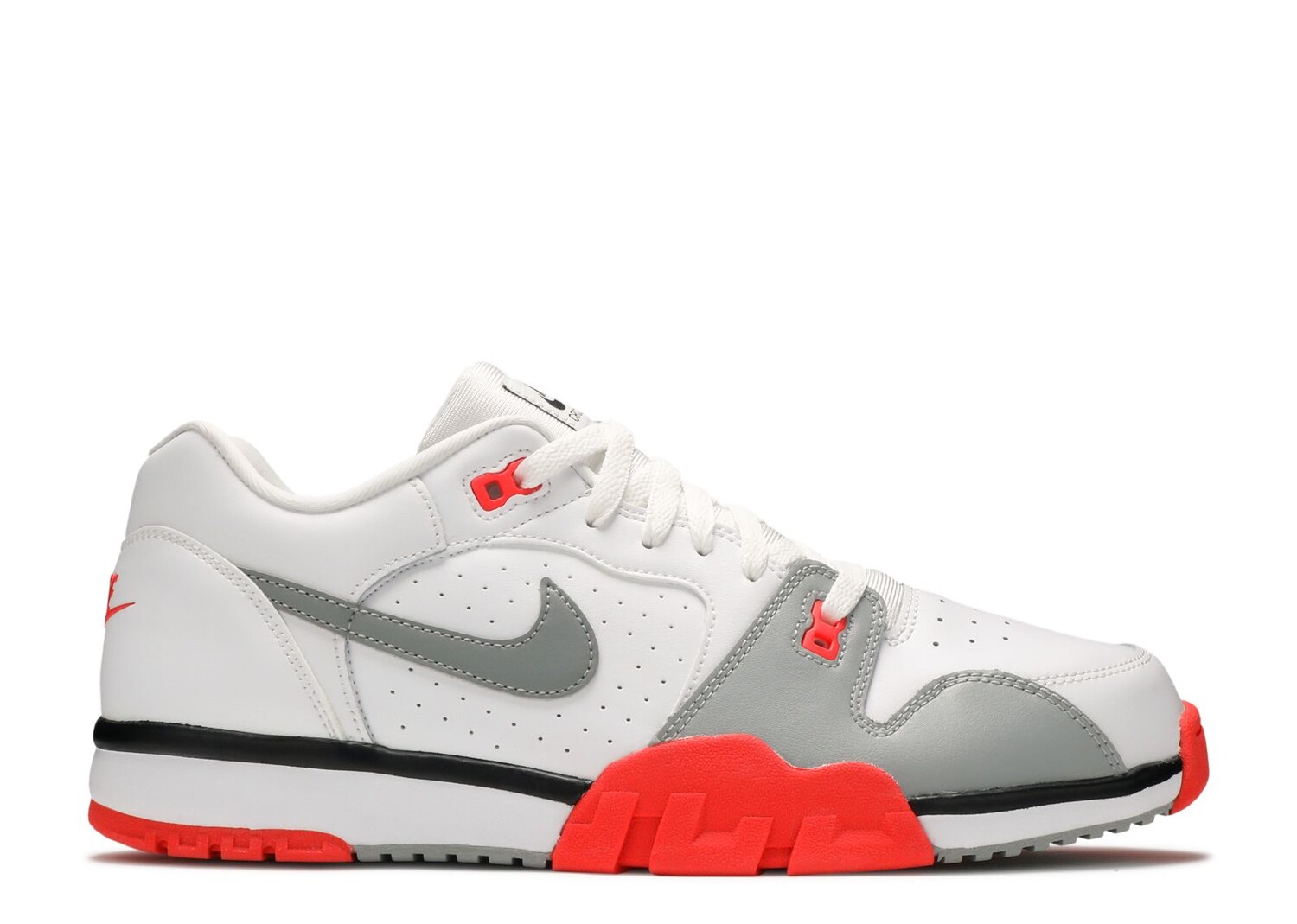 цена Кроссовки Nike Air Cross Trainer Low 'Infrared', белый