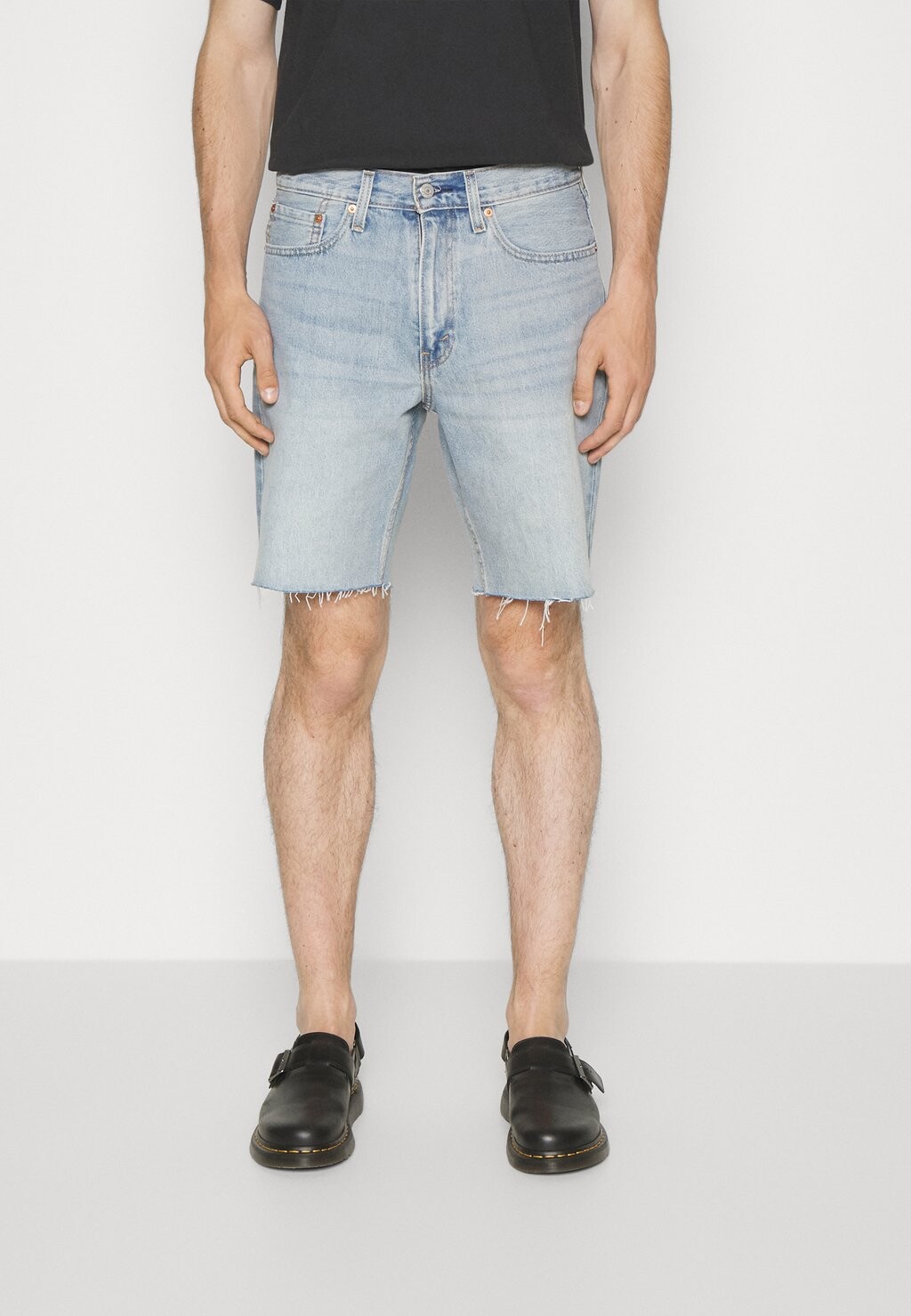 

Джинсовые шорты Levi's