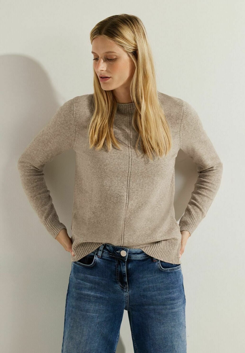 

Вязаный свитер COSY Cecil, цвет beige