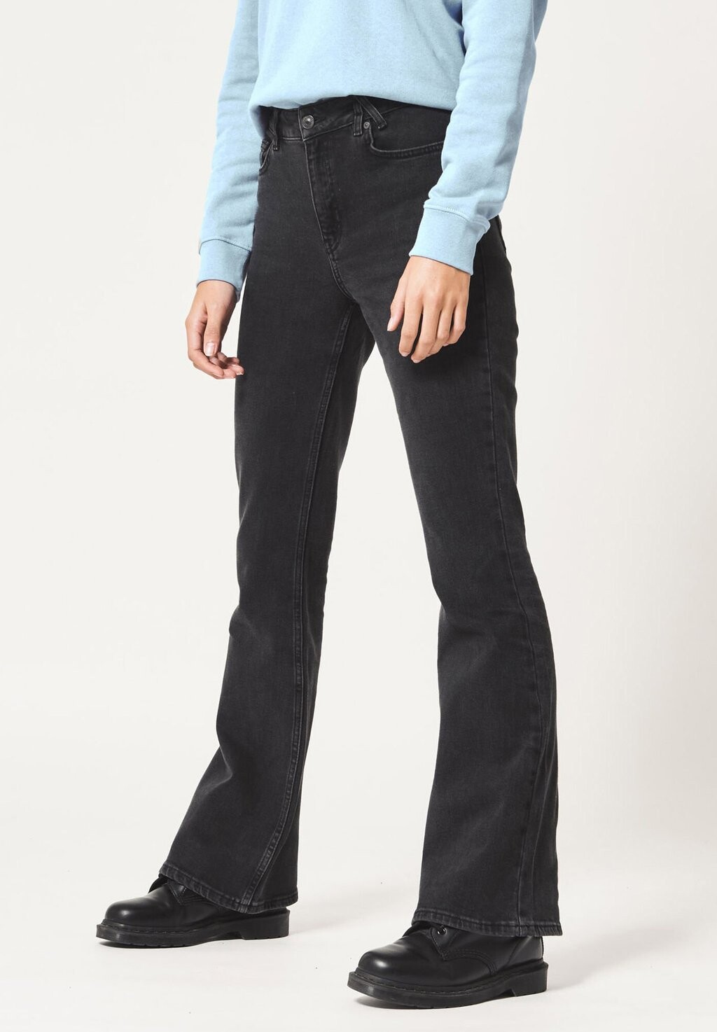 

Джинсы Bootcut America Today