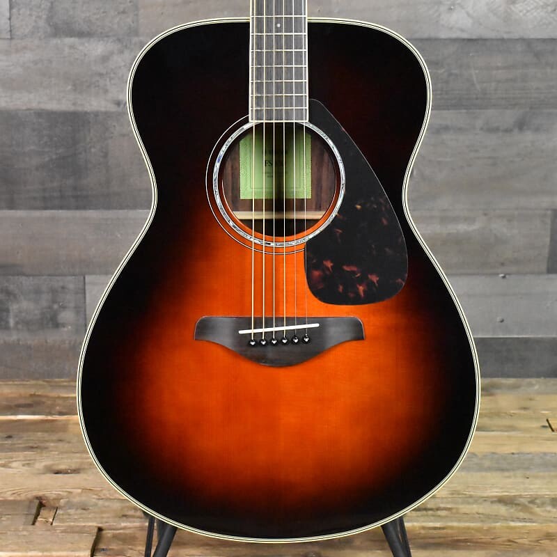 

Акустическая гитара Yamaha FS830 - Tobacco Sunburst