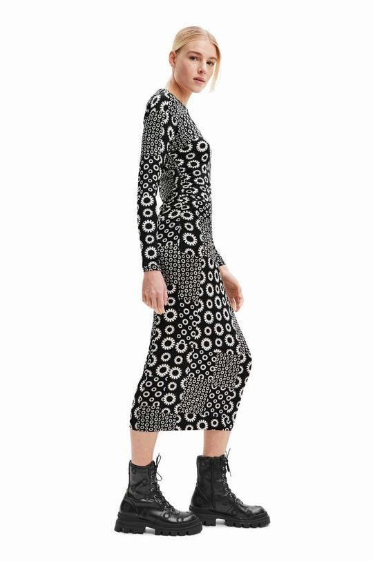 

Дезигуальное платье Desigual, черный