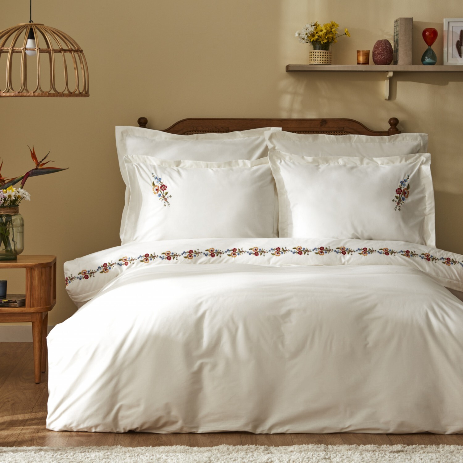 

Комплект постельного белья Пододеяльник Karaca Home Blance из 100% хлопка с двойной вышивкой, белый