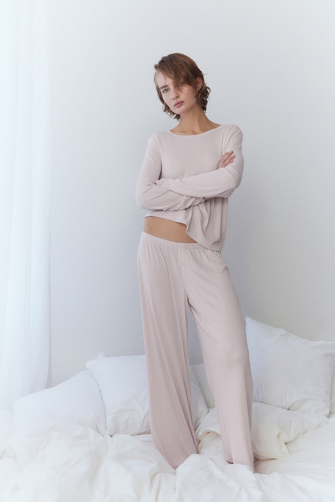 

Пижама из трикотажа пуантелле H&M, розовый
