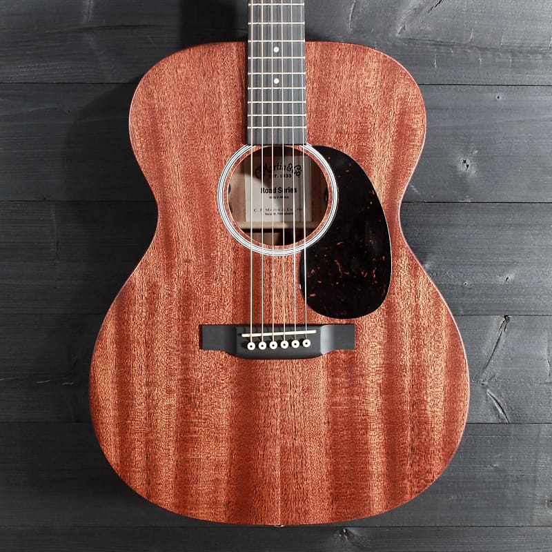 Акустическая гитара Martin 000-10E Sapele Road Series - Solid Wood