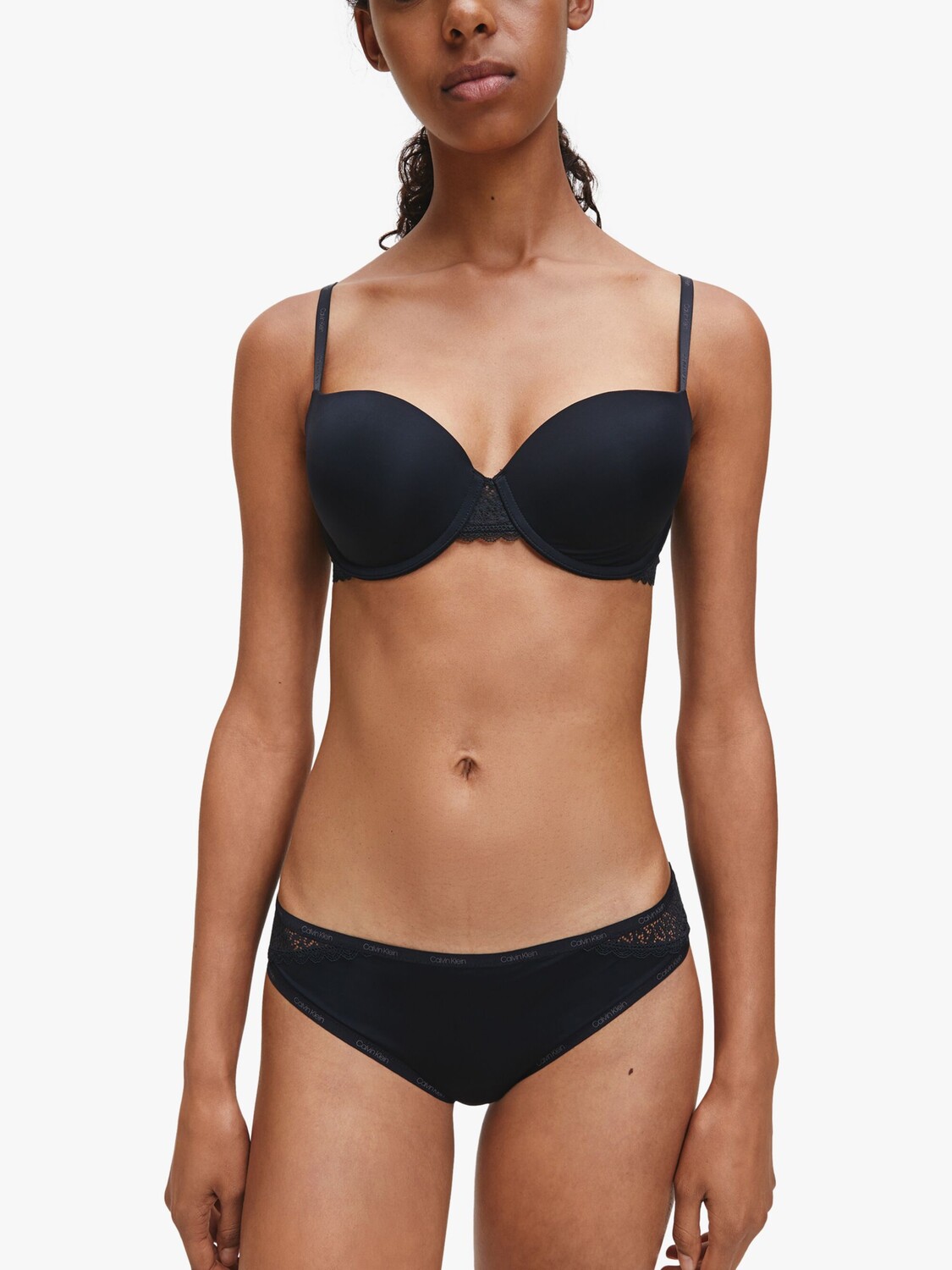 

Calvin Klein Flirty Бюстгальтер-балкон с легкой подкладкой, черный