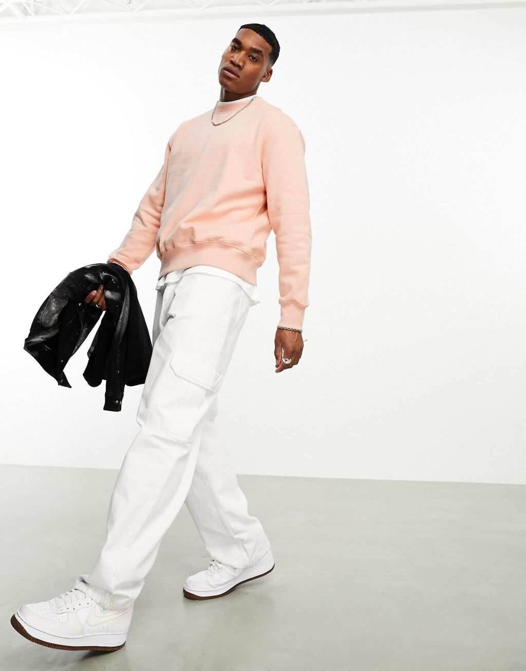 

Розовый тяжелый свитшот оверсайз ASOS DESIGN